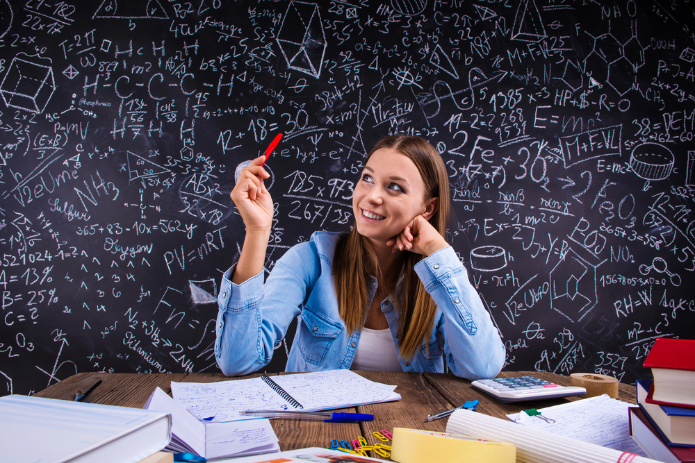 מתמטיקה לוח תלמידה מחייכת